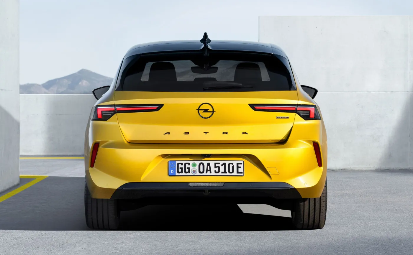 opel-astra-37187813.jpg