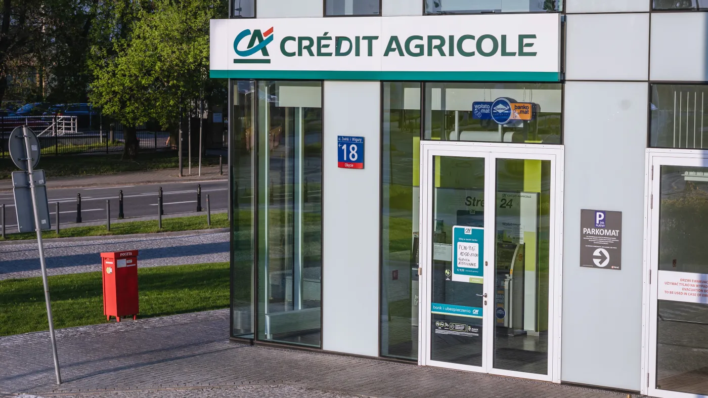 Awaria Credit Agricole. Bank nalicza transakcje podwójnie