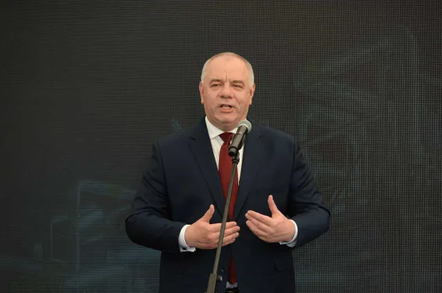 Aktywiści Greenpeace zablokowali gmach ministerstwa Sasina