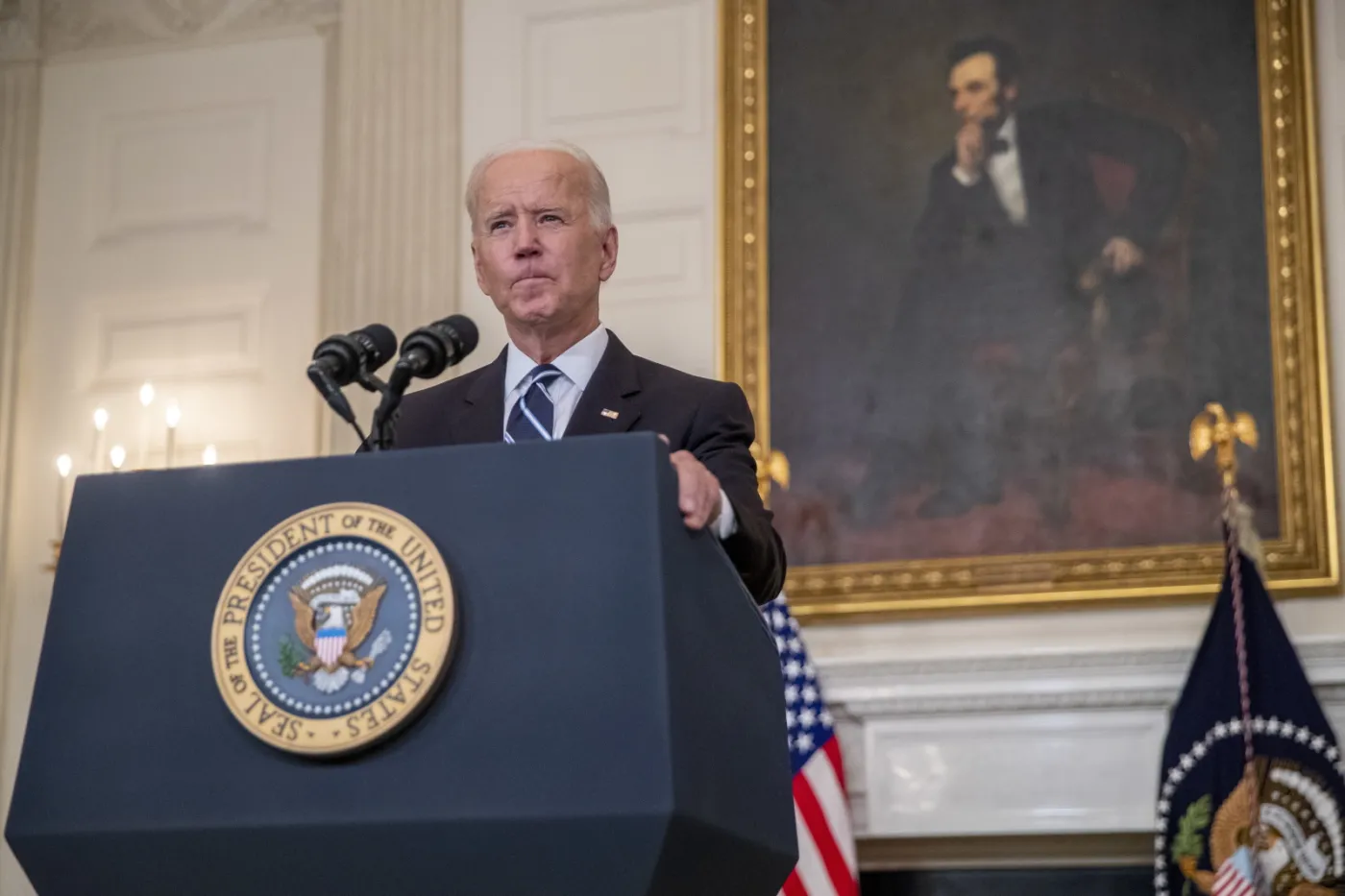Prezydent Biden rozmawiał telefonicznie z prezydentem Chin