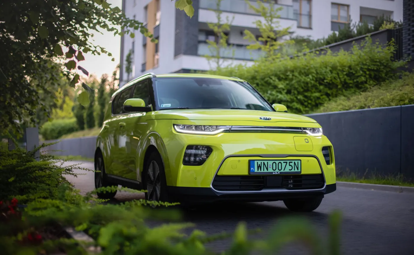 kia-esoul-37220786.jpg