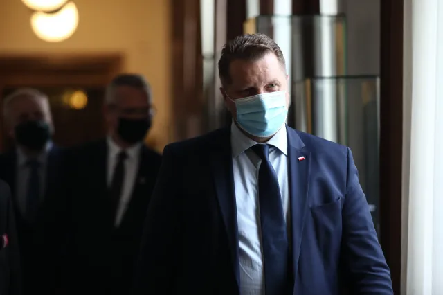 Czarnek: Jesteśmy uczestnikami sztafety pokoleń