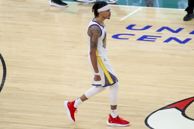 Liga NBA. Golden State Warriors nadal niepokonani