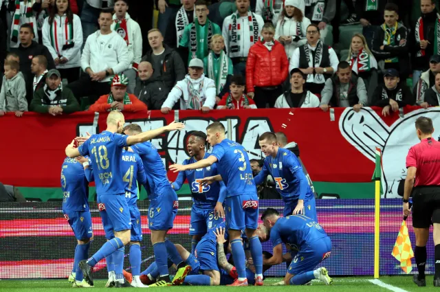 Triumf Lecha w Warszawie. Szanse Legii na obronę tytułu prawie zerowe [WIDEO]