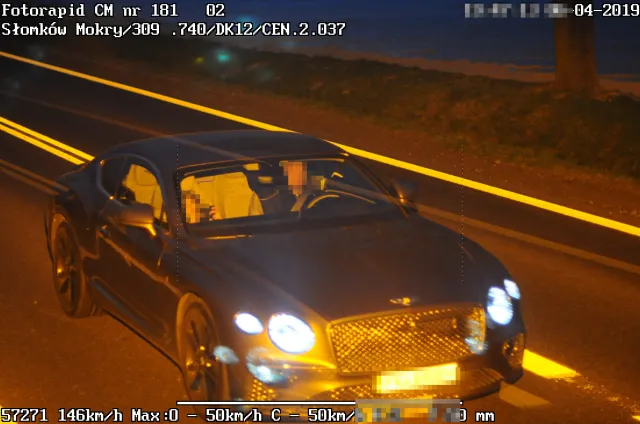 Mandat z fotoradaru. RPO: Koniec donoszenia na siebie. Eksperci: To osłabia respekt dla przepisów