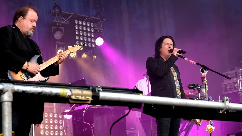 Marillion zapowiada album "An Hour Before It’s Dark"