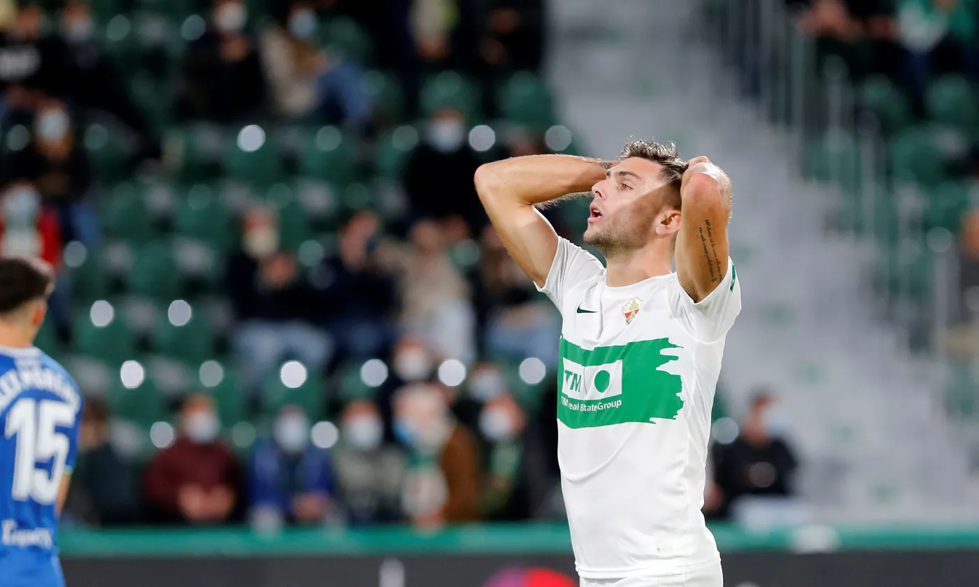 Fran Escriba zwolniony z Elche po porażce z Betisem Sewilla