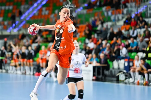 LE piłkarek ręcznych. Awans Zagłębia do fazy grupowej
