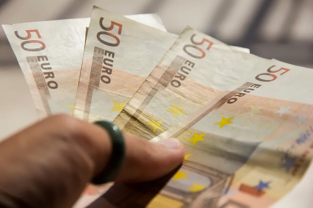 "PiS sabotuje KPO". Apel Polski 2050 do instytucji unijnych