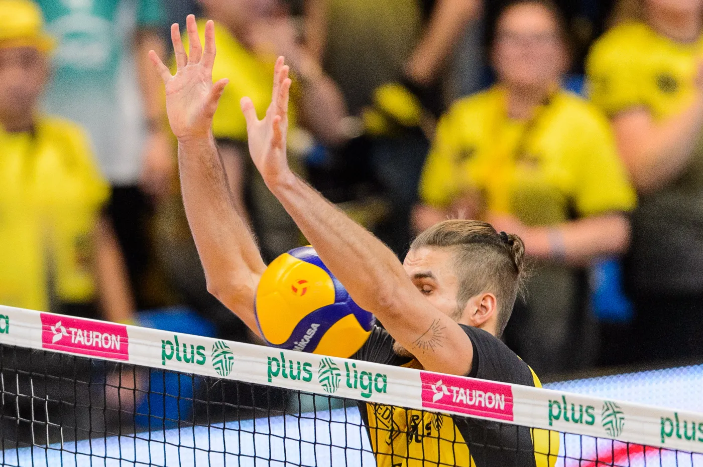 Puchar CEV siatkarzy. Skra w ośmioosobowym składzie pokonała Neftochimik Burgas