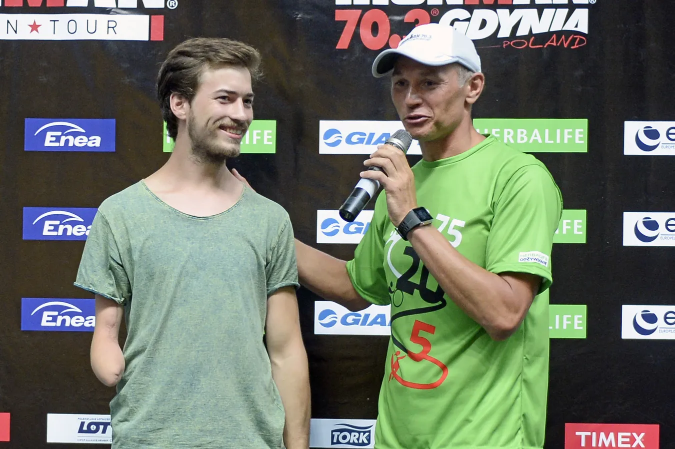 Jan Mela jest ojcem trójki dzieci. "Żyję w pokręconym świecie"