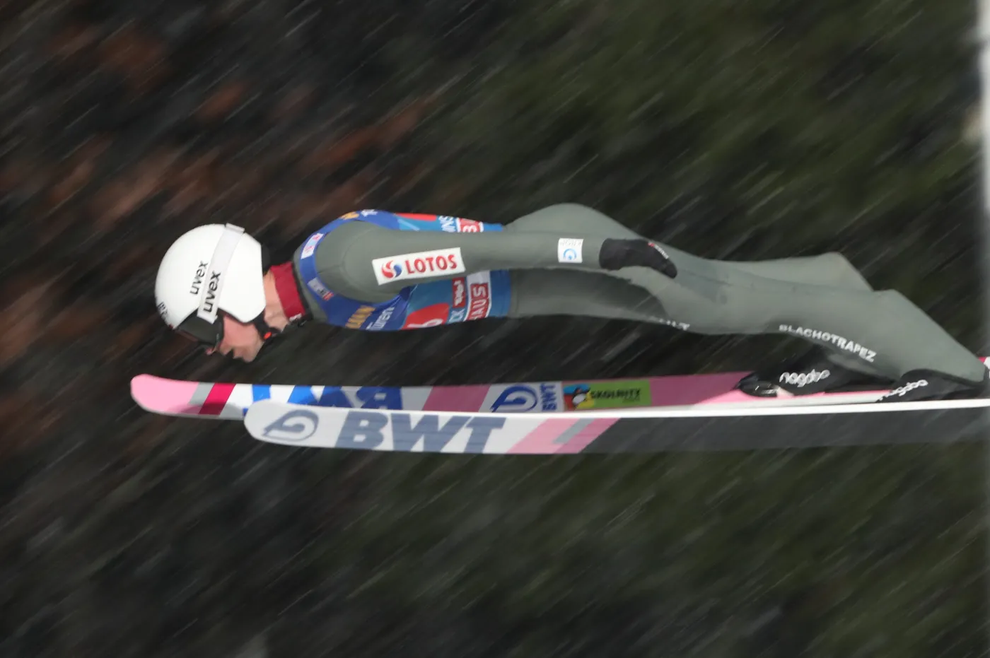 Żyła 23. po pierwszej serii w Bischofshofen, Wąsek odpadł z konkursu