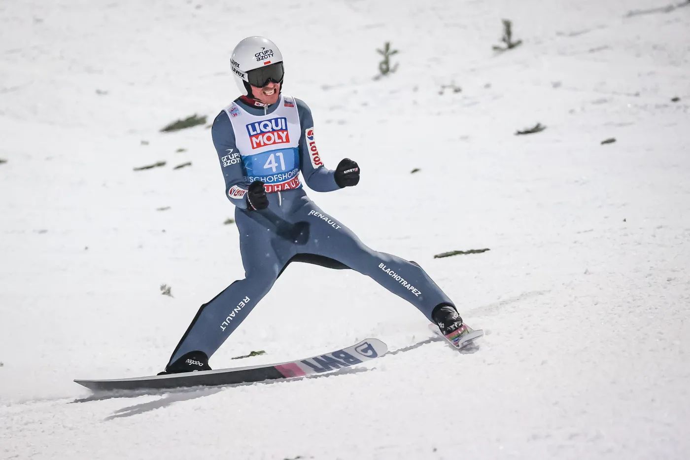 Konkurs drużynowy ostatnim akordem zmagań w Bischofshofen