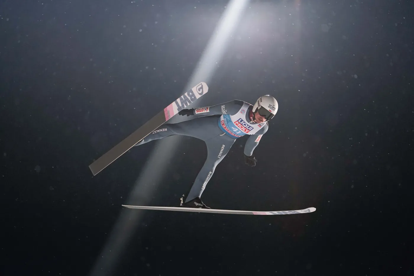 Niezły występ Polaków w konkursie drużyn mieszanych w Willingen