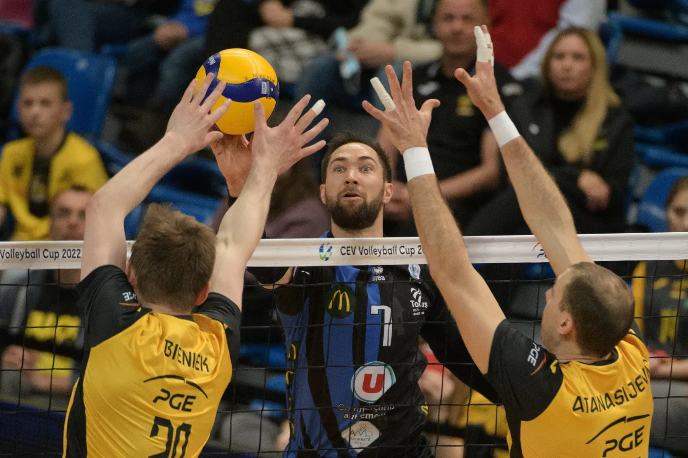 Dwie i pół godziny potrzebowała PGE Skra, by pokonać Tours VB