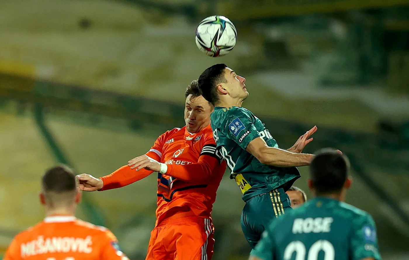 W meczu na dnie tabeli dwóch rannych. Bruk-Bet i Legia dopisują po punkcie