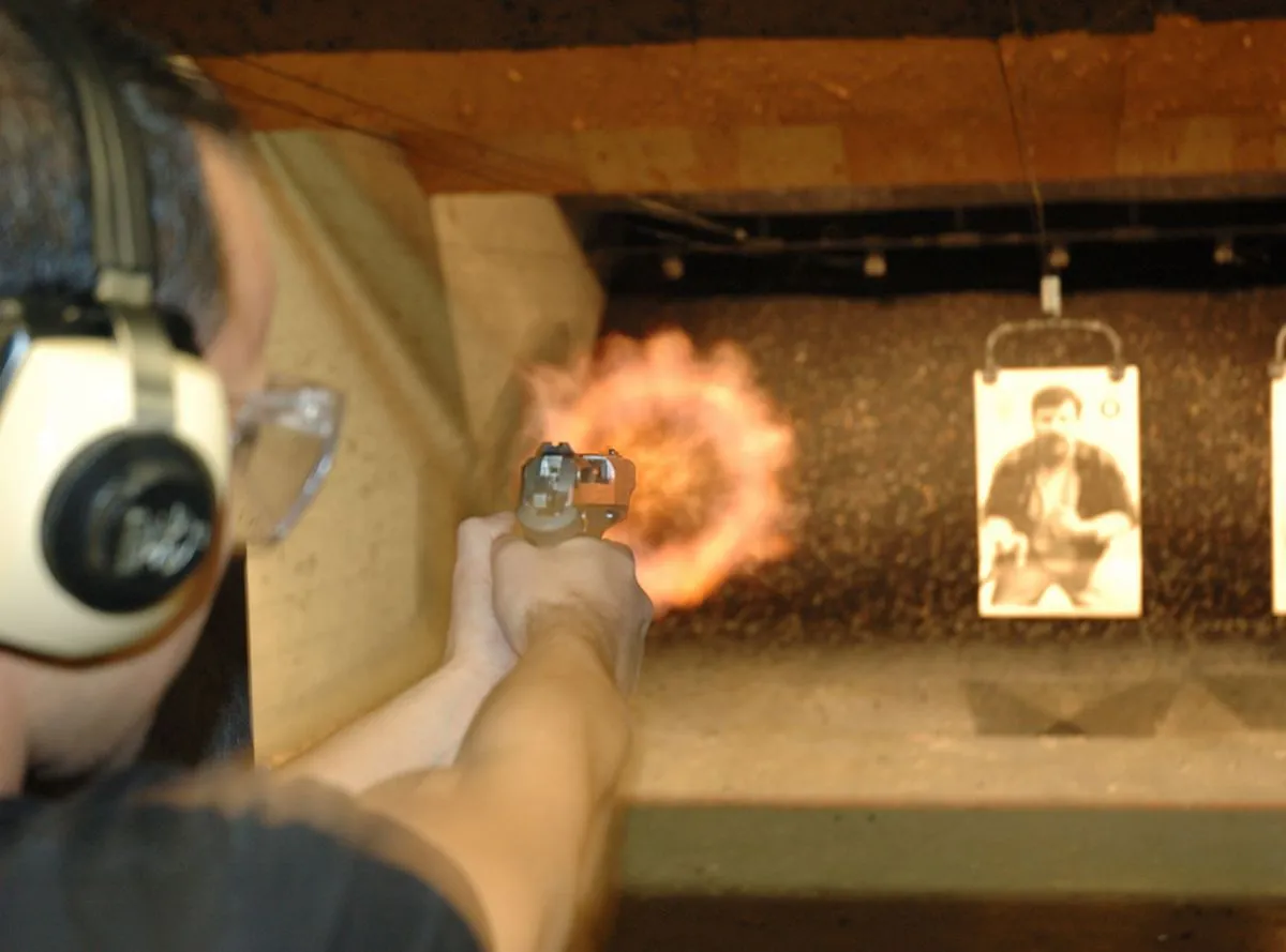 Strzelanie, wiedza obronna i pierwsza pomoc. Do szkół wróci przysposobienie obronne