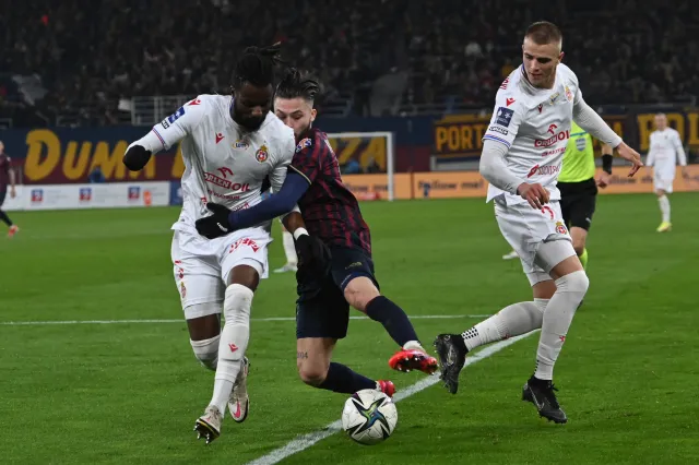 Gorzej być nie mogło. Wisła zaliczyła dwa samobóje i "popłynęła" w Szczecinie [WIDEO]