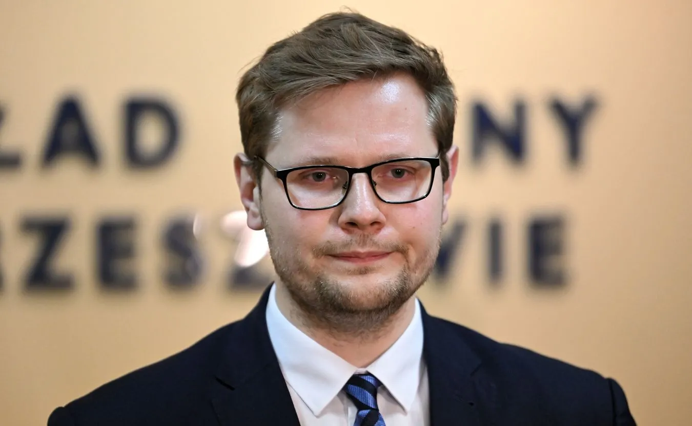 Woś o nowym projekcie Solidarnej Polski ws. NGO-sów: Chodzi o jawność