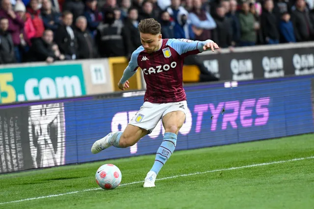 Matty Cash przedłużył kontrakt z Aston Villą