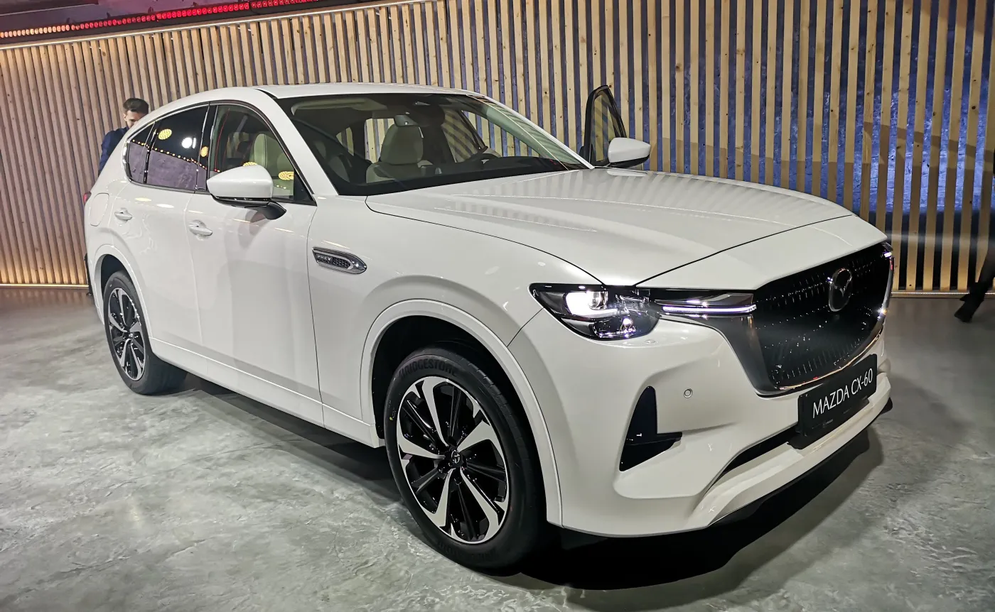 mazda-cx60-37431240.jpg
