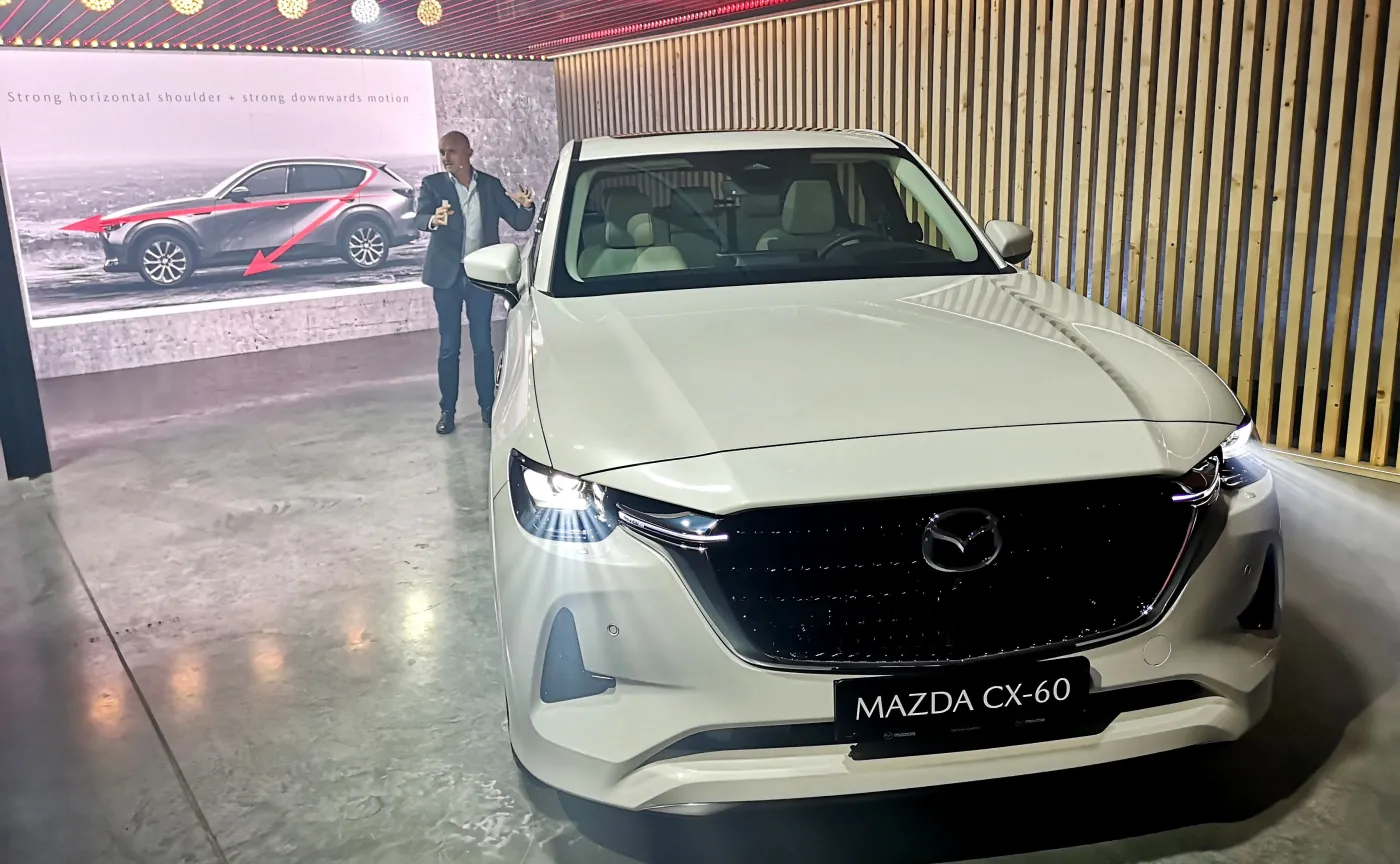 mazda-cx60-37431311.jpg