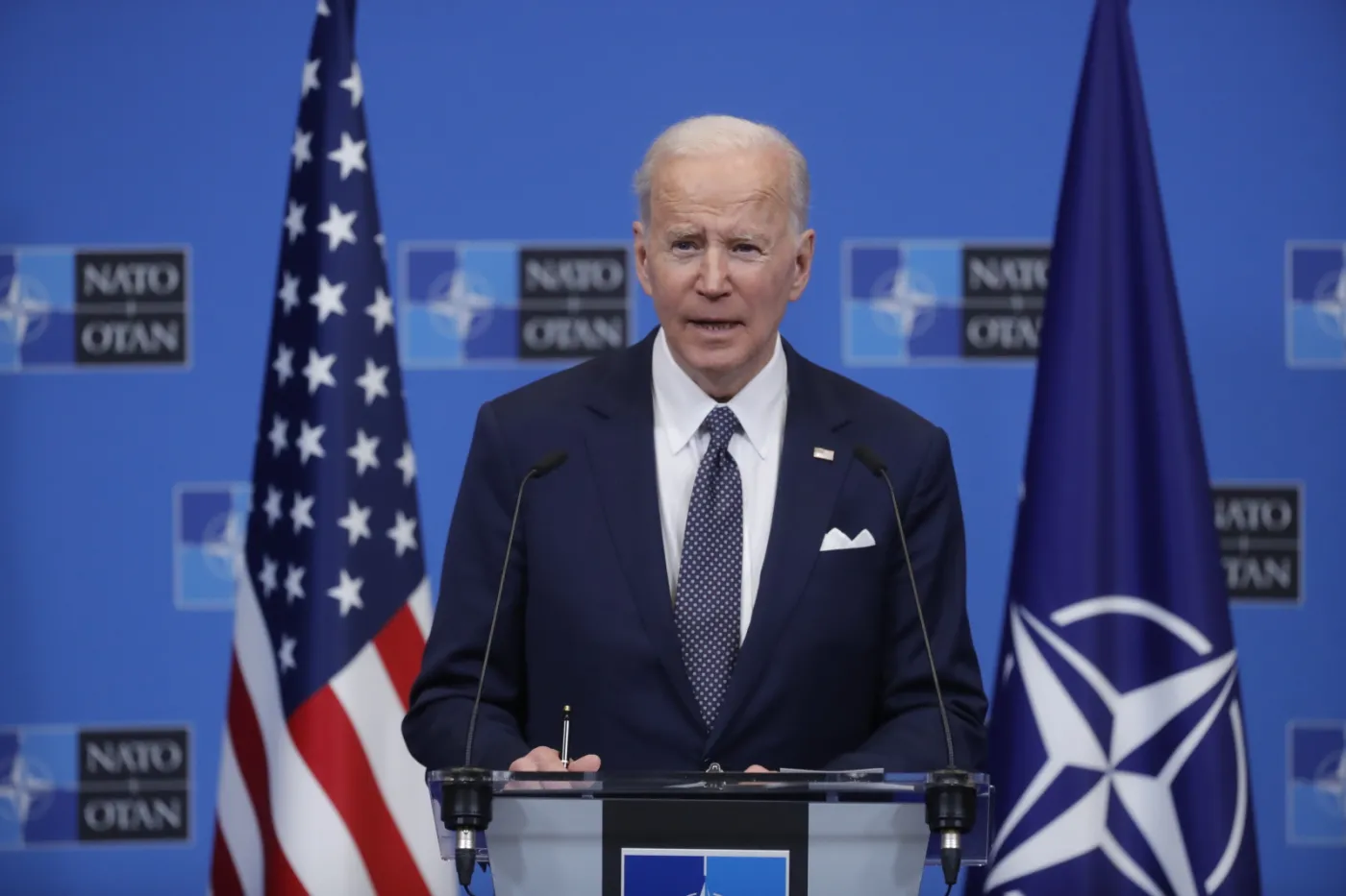 Prezydent USA po szczycie NATO. "Rosja zorganizowała rzeź na Ukrainie"