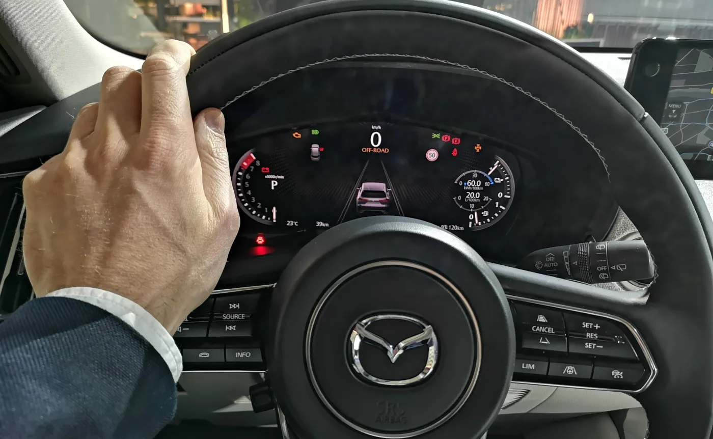 mazda-cx60-37431281.jpg