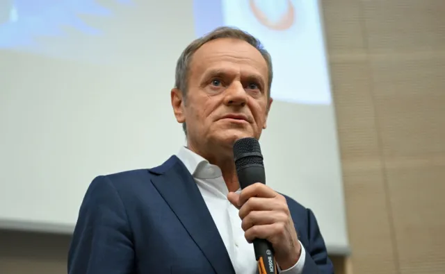 Tusk: Tu nie chodzi o to, żeby mieć czołgi z żółtą gwiazdką na niebieskim tle