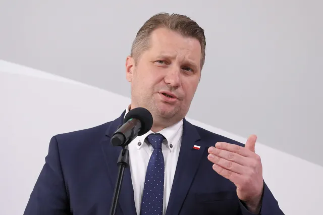 Czarnek o publikacji tvp.info: Tusk wykonywał politykę niemiecko-rosyjską