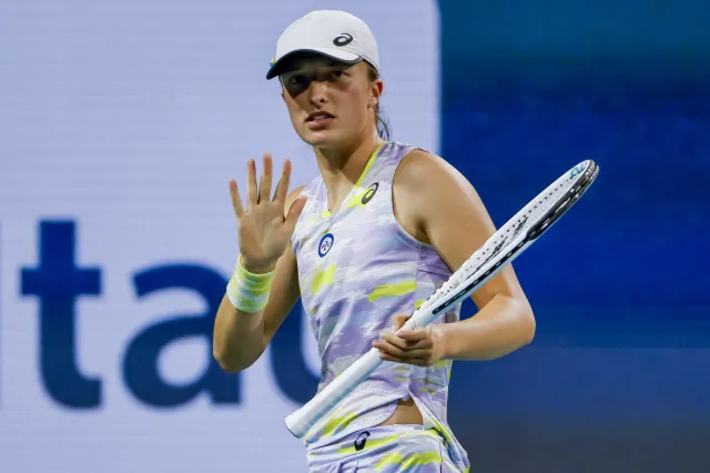 Iga Świątek w finale turnieju w Miami. O tytuł zagra z Naomi Osaką