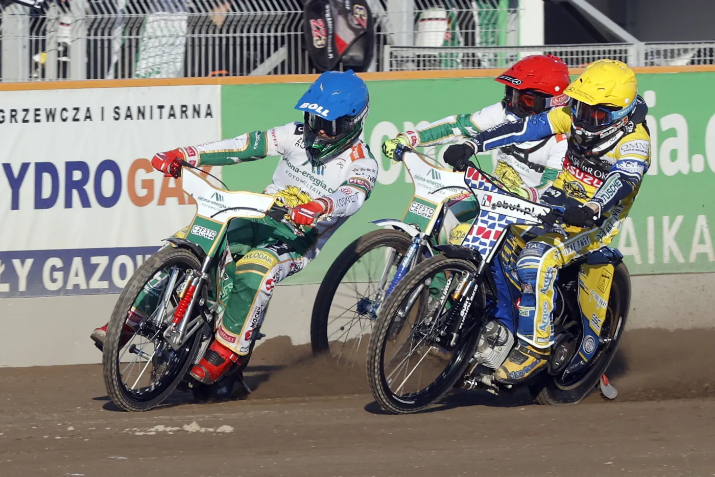 Woryna zahaczył o bandę i z impetem upadł na tor [WYNIKI i TABELA]