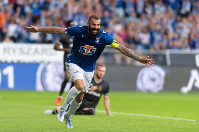 Słaby Lech odniósł ważne zwycięstwo na drodze do Ligi Mistrzów