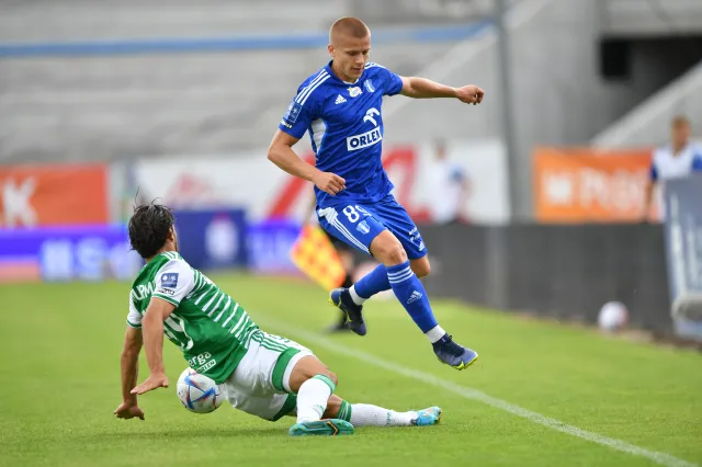 Lechii zaszkodziły europejskie puchary. Wisła liderem Ekstraklasy [WYNIKI i TABELA]