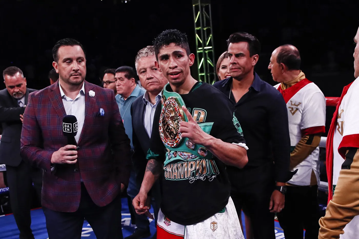 Rey Vargas zdobył pas mistrza świata WBC w wadze piórkowej