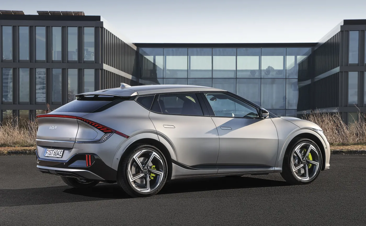 kia-ev6-gt-37523378.jpg
