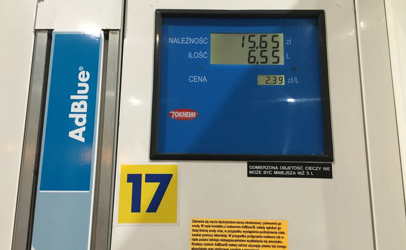 1-adblue-5-37549730.jpg