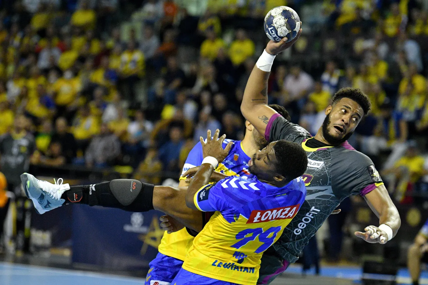 Dylan Nahi i Gonzalo Perez Arce w siódemce kolejki Ligi Mistrzów