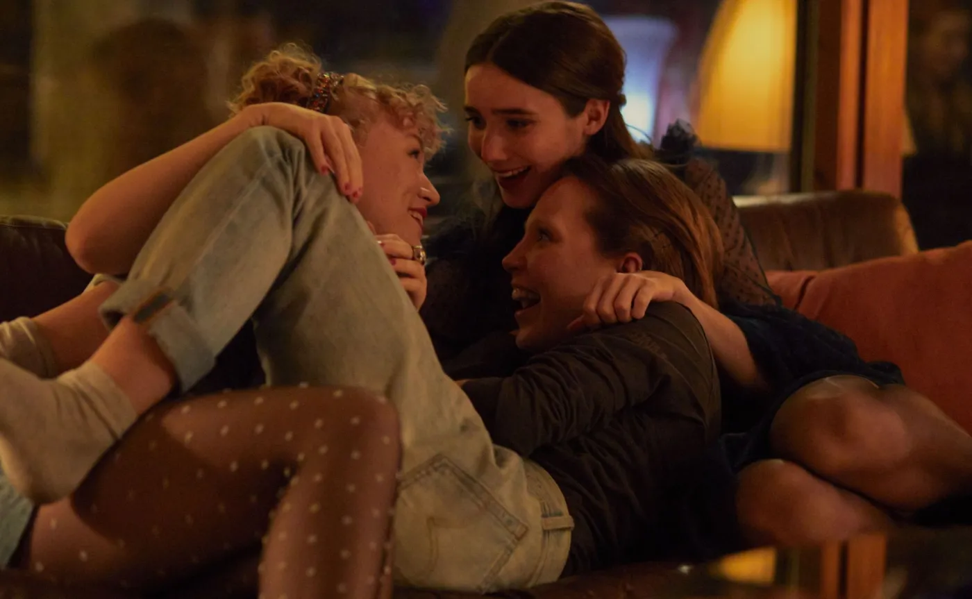 "Dziewczyny" i edukacja seksualna w praktyce. Uczmy się od Finek [#DobryCynk]