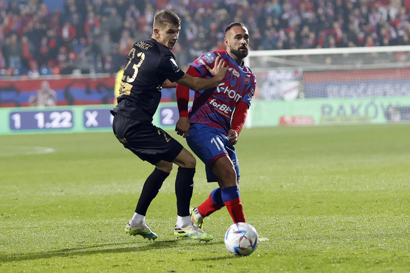 Lopez nie pomylił się z 11. metrów. Raków kroczy po mistrzostwo [WIDEO]