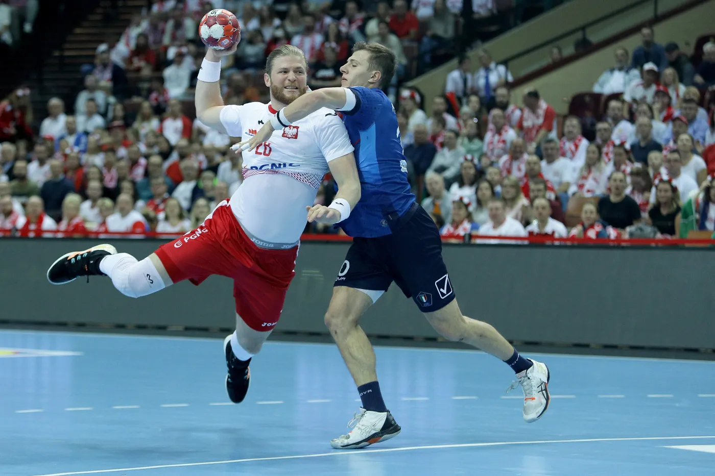 Do przerwy "ciężary". Polscy szczypiorniści męczyli się z dużo niżej notowanym rywalem