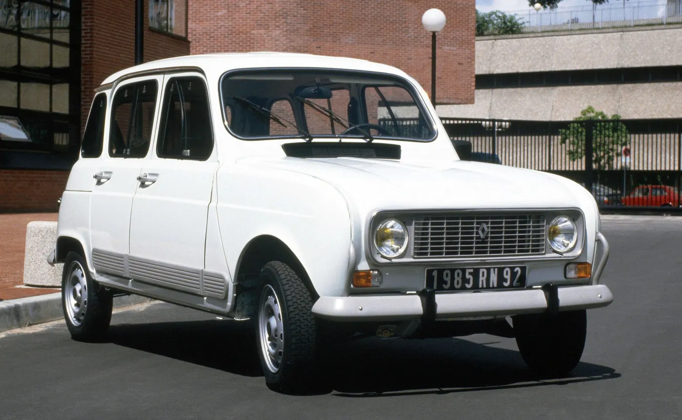renault-4-37581917.jpg