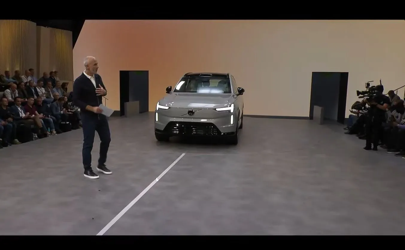 Nowe Volvo EX90 to trzęsienie ziemi. Ładnie nas Szwedzi urządzili