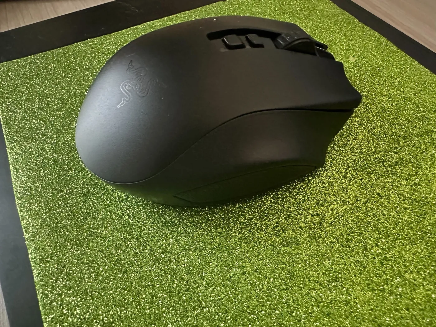 razer-naga-37615745.jpg