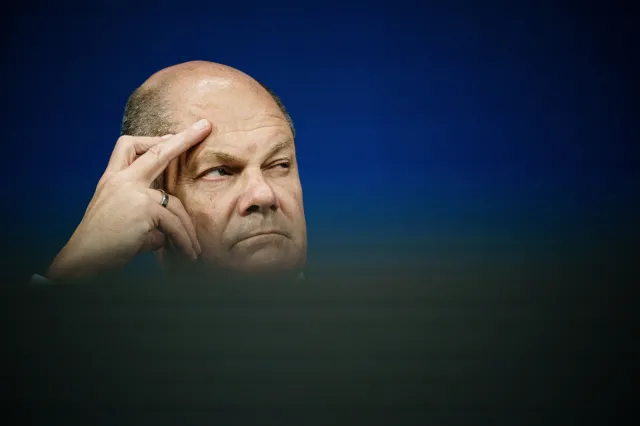 Kontrowersyjna wizyta Scholza w Chinach potwierdzona. Tymczasem Pekin "stanowczo popiera Rosję"...