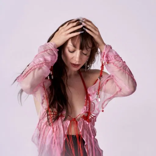 Sorry Boys tuż przed premierą płyty przedstawia piosenkę "Na spalonym moście"