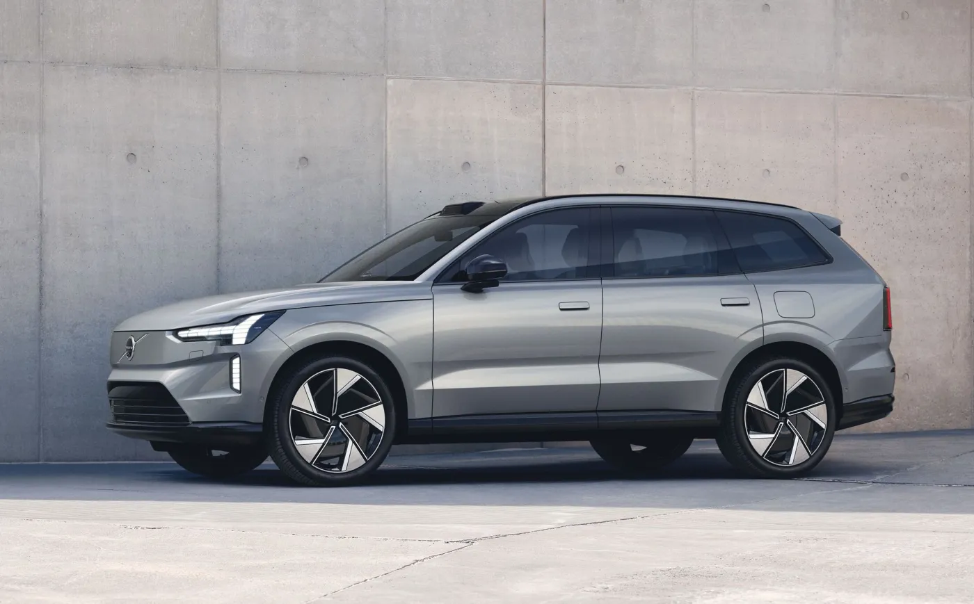 volvo-ex90-37614478.jpg