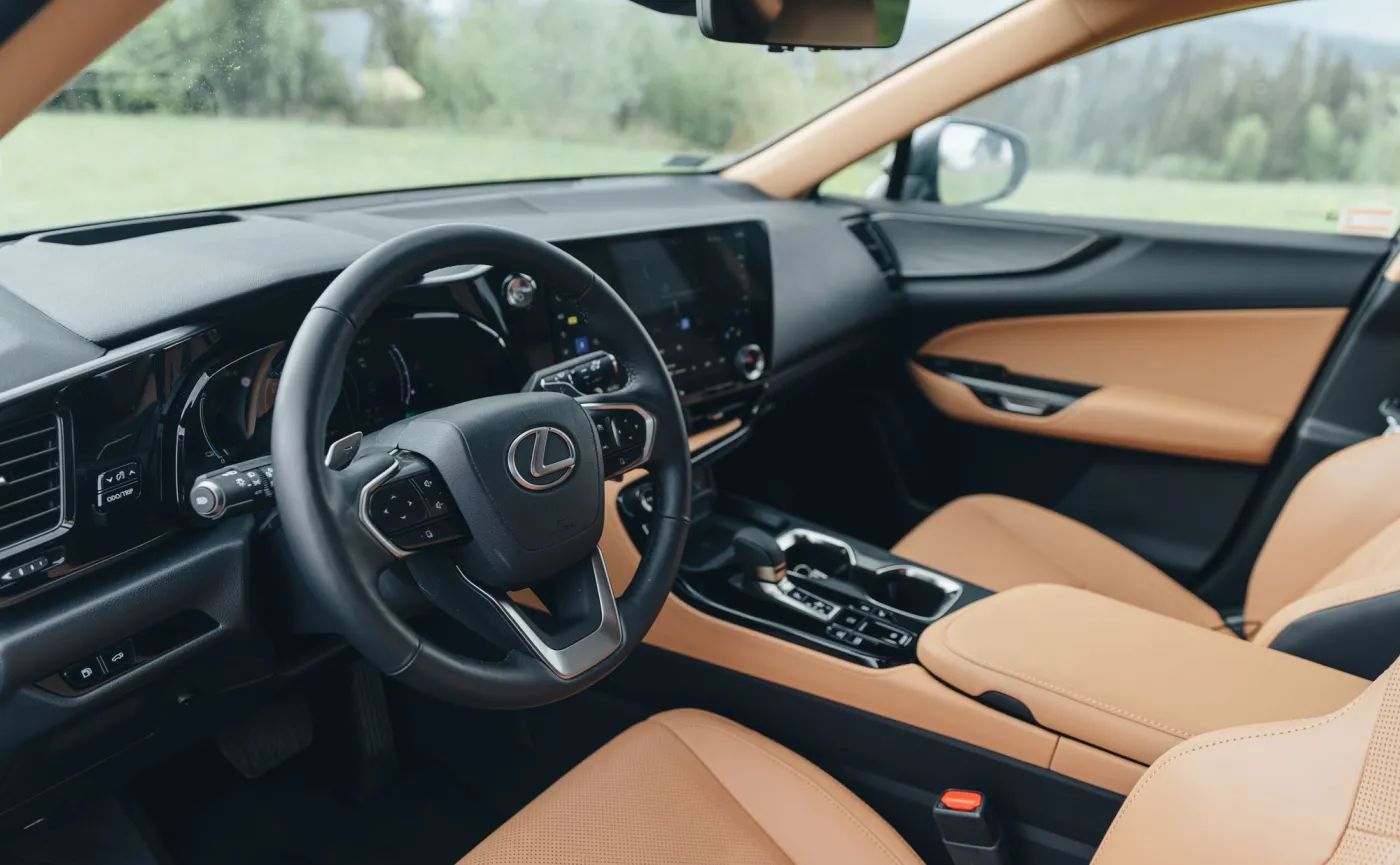 lexus-nx-37606328.jpg