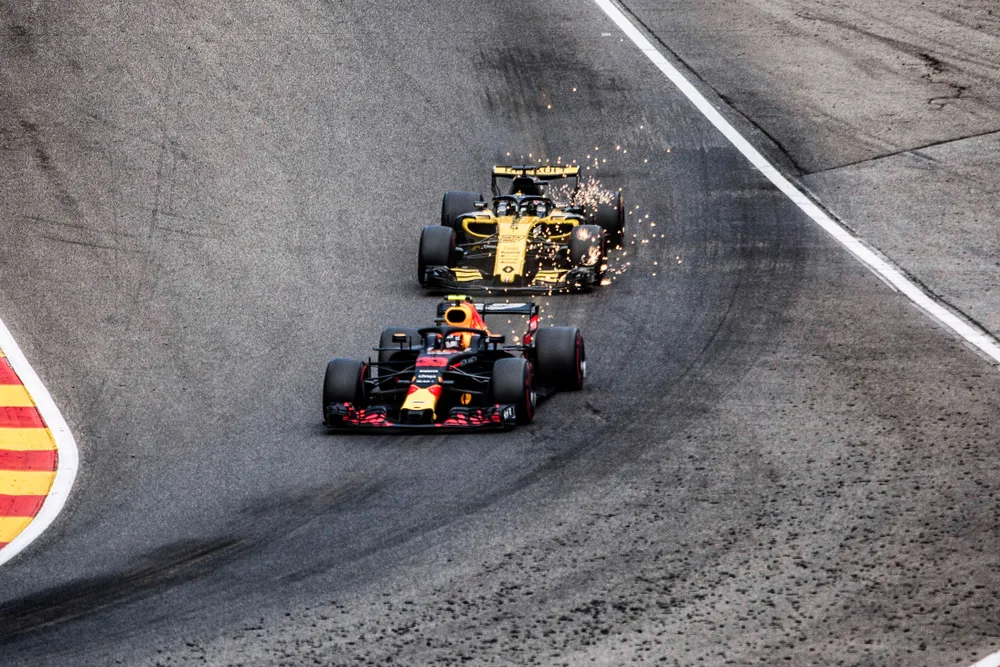 Widowiskowy wyścig Formuły 1 zobaczą na żywo kibice