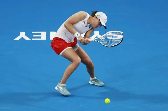 Iga Świątek wycofała się z turnieju WTA w Adelajdzie